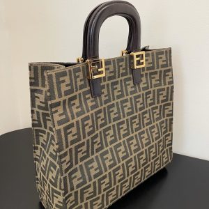 Fendi Vintage Tote-34x13x34CM - Image 9