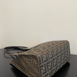 Fendi Vintage Tote-28x28x11CM - Image 5