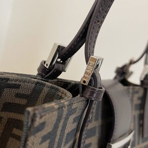 Fendi Vintage Tote-28x28x11CM - Image 7