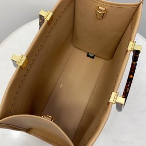 Fendi Vintage Handbags-35x17x31CM - Image 8