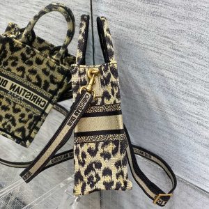 Diro Mini Book Tote-13.5*5*18CM - Image 7