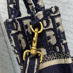 Diro Mini Book Tote-13.5*5*18CM - Image 8