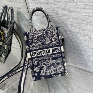 Diro Mini Book Tote-13.5*5*18CM - Image 2
