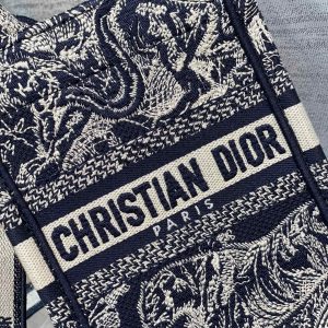 Diro Mini Book Tote-13.5*5*18CM - Image 4