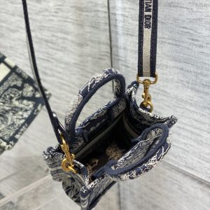 Diro Mini Book Tote-13.5*5*18CM - Image 8
