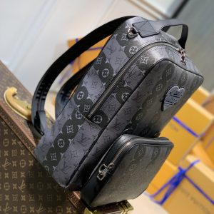 Louis Vuitton Utilitary Backpack M45962-30*42*14CM - Image 2