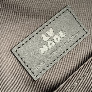 Louis Vuitton Utilitary Backpack M45962-30*42*14CM - Image 3