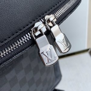 Louis Vuitton Josh Backpack-32*40*13CM - Image 6