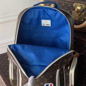 Louis Vuitton Backpack M85146-32*40*13CM - Image 9