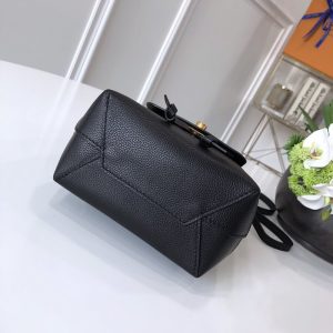 Louis Vuitton Backpack M54573-16*19.4*10CM - Image 2