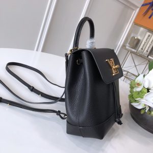 Louis Vuitton Backpack M54573-16*19.4*10CM - Image 6