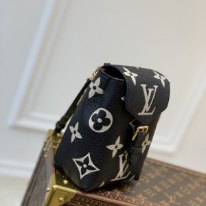 Louis Vuitton By The Pool Backpack M80738-13*19*8CM - Image 8
