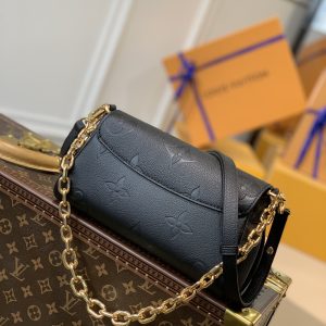 Louis Vuitton Favorite M45819-24 x 14 x 9CM - Image 4
