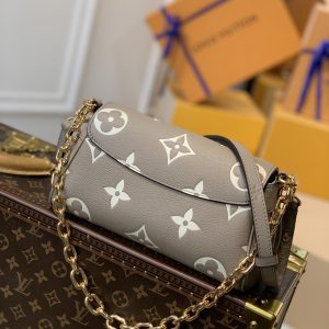 Louis Vuitton Favorite M45819-24 x 14 x 9CM - Image 5
