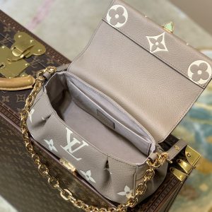 Louis Vuitton Favorite M45819-24 x 14 x 9CM - Image 7