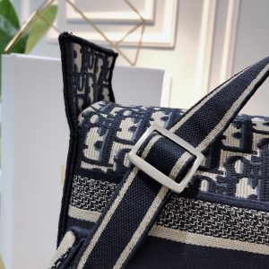 Diro Oblique Backpack-28X36X12CM - Image 3