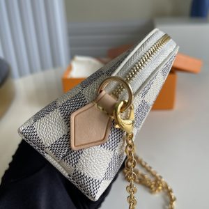 Louis Vuitton Cosmetic Bag-17*12*6CM - Image 2