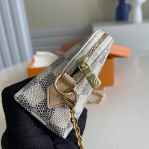 Louis Vuitton Cosmetic Bag-17*12*6CM - Image 7