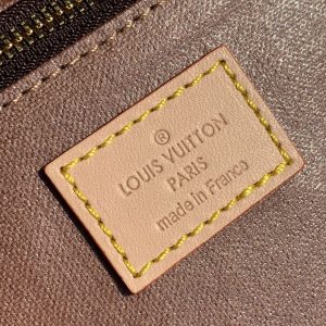 Louis Vuitton Cosmetic Bag-M47528-28*16*13CM - Image 6