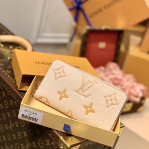 Louis Vuitton Zippy Wallet M69994-19*10*2CM