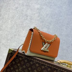 Louis Vuitton Twist MM-23*18*8CM - Image 2