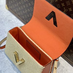 Louis Vuitton Twist MM-23*18*8CM - Image 8
