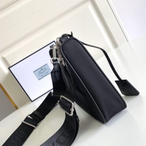 Prada Re-Edition 2005 Nylon Bag-22*12*5CM - Image 3