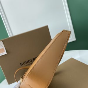 Burberry Shoulder Bag-28*5*14CM - Image 6