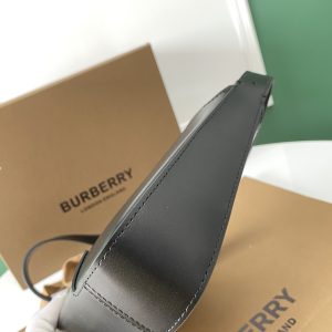 Burberry Shoulder Bag-28*5*14CM - Image 5
