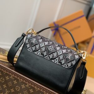 Louis Vuitton Twist MM-23*18*8CM - Image 4