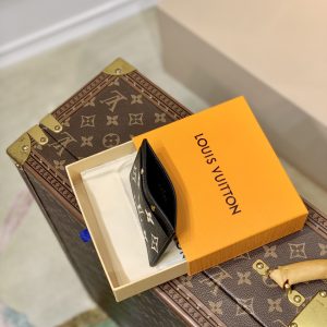 Louis Vuitton Card Holder M81022-11.0 x 7.5 x 0.4CM - Image 3