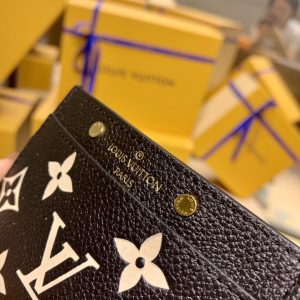 Louis Vuitton Card Holder M81022-11.0 x 7.5 x 0.4CM - Image 4