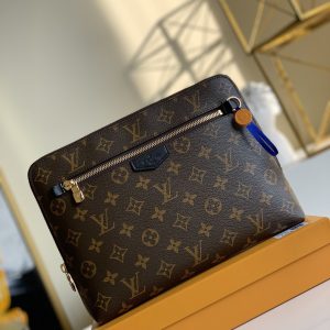 Louis Vuitton New Pouch-21*27*5CM - Image 3