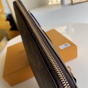 Louis Vuitton New Pouch-21*27*5CM - Image 5
