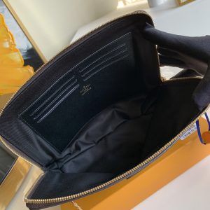 Louis Vuitton New Pouch-21*27*5CM - Image 6