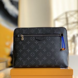 Louis Vuitton New Pouch-21*27*5CM - Image 5