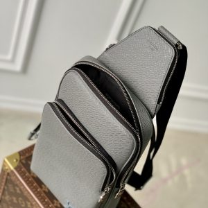 Louis Vuitton Damier Graphite Avenue Bag-20 *31 x*10CM - Image 9