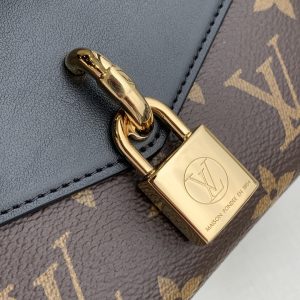 Louis Vuitton Padlock on Strap-19×11×3CM - Image 6