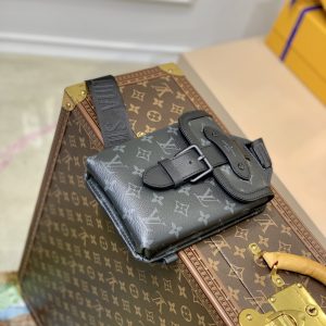 Louis Vuitton M45912 Saumur Crossboby Bag-13*18*3.5CM - Image 4
