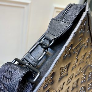 Louis Vuitton M81115 Gaston Wearable Wallet -22*14.5*4.5M - Image 4