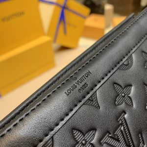 Louis Vuitton M81115 Gaston Wearable Wallet -22*14.5*4.5M - Image 6