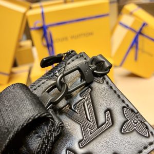Louis Vuitton M81115 Gaston Wearable Wallet -22*14.5*4.5M - Image 9
