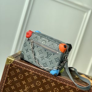 Louis Vuitton Mini Soft Trunk-M81606 -18*13*8M - Image 2