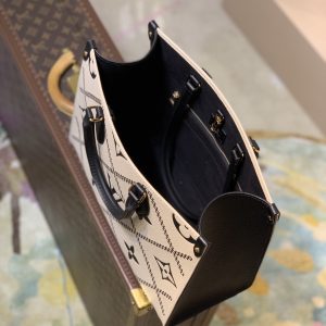 Louis Vuitton By The Pooll Onthego Handbag-35*27*14CM - Image 4
