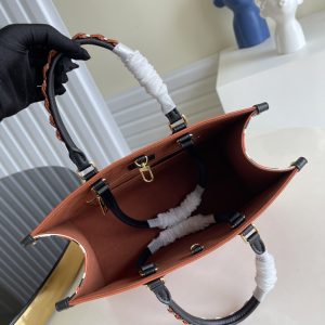 Louis Vuitton Small Onthego Handbag-35*28*15CM - Image 4