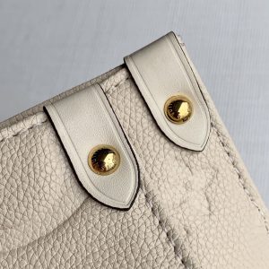 Louis Vuitton Small Onthego Handbag-35*28*15CM - Image 5