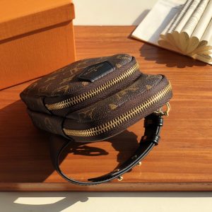 Louis Vuitton Functional Bag-10*18*9.0CM - Image 2