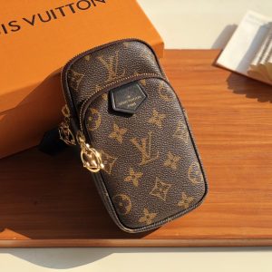 Louis Vuitton Functional Bag-10*18*9.0CM - Image 1