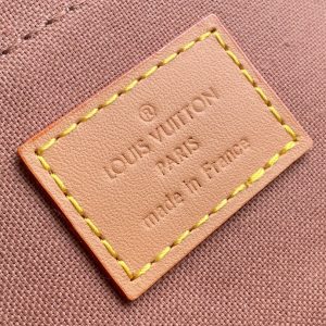 Louis Vuitton Geronimos Handbags-23*15*4CM - Image 4