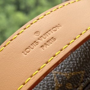 Louis Vuitton Geronimos Handbags-23*15*4CM - Image 3
